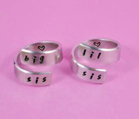  big sis / lil sis - Spiral Ring Set, Hand stamped, Handwritten Font, Shiny Aluminum, Forever Love, Friendship, BFF
